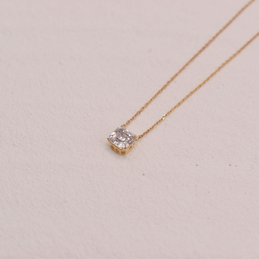 Collier Nour Or 18 carats