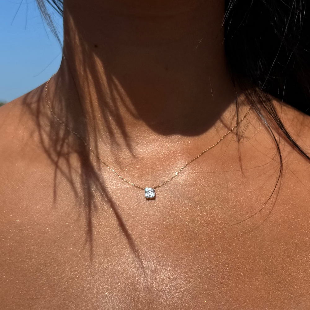 Collier Nour Or 18 carats
